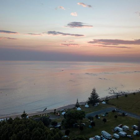 Hotel Tatapouri Bay Gisborne Exteriér fotografie