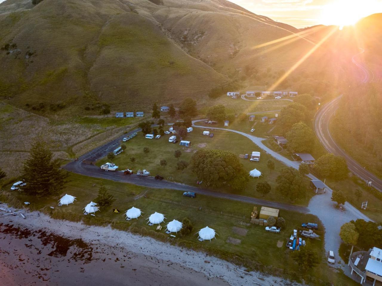 Hotel Tatapouri Bay Gisborne Exteriér fotografie